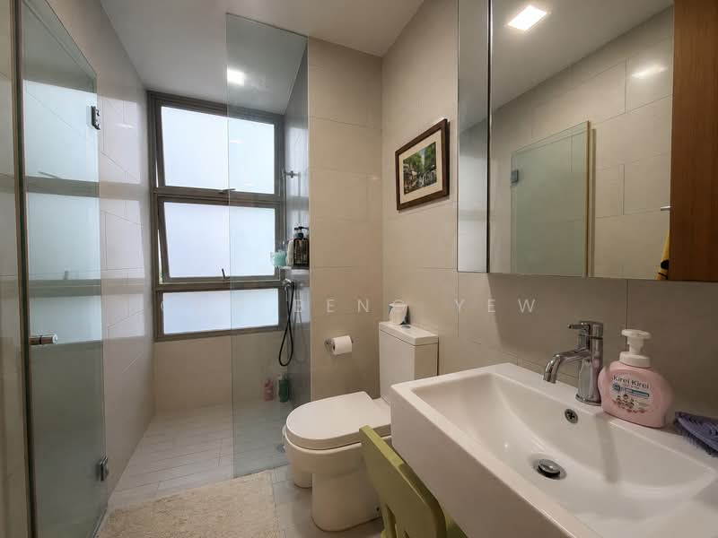 The Seafront on Meyer, 55 Meyer Road, East Coast / Marine Parade, 3 Bedrooms, 1,604 sqft, Condominium For Sale, by Ong Beng Yew, 500242880 - Bathroom - PropertyGuru.com.sg