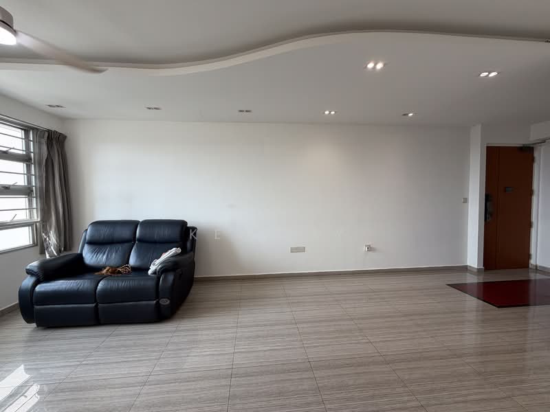 451B Sengkang West Way, 451B Sengkang West Way, 3 Bedrooms, 990 sqft, HDB Flat For Rent, by Ken Tay, 500242885 - Living Room - PropertyGuru.com.sg