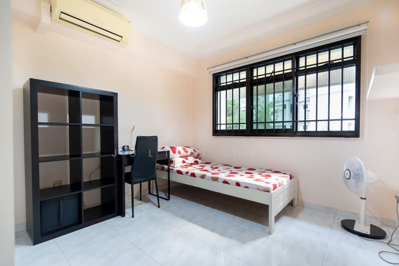 662D Jurong West Street 64, 662D Jurong West Street 64, 3 Bedrooms, 1,184 sqft, HDB Flat For Sale, by Julius Teo, 500242890 - Common Bedroom 2 - PropertyGuru.com.sg