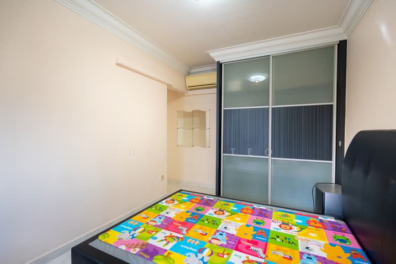 662D Jurong West Street 64, 662D Jurong West Street 64, 3 Bedrooms, 1,184 sqft, HDB Flat For Sale, by Julius Teo, 500242890 - Common Bedroom 1 - PropertyGuru.com.sg