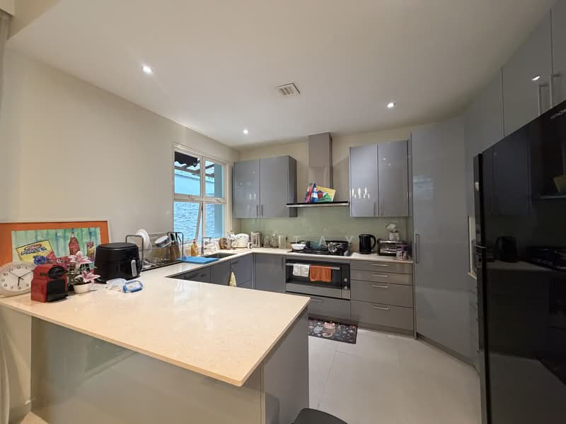 Horizon Green, 769 Ang Mo Kio Avenue 2, 6 Bedrooms, 3,218 sqft, Terraced House For Sale, by Ken Tay, 500242891 - Kitchen - PropertyGuru.com.sg