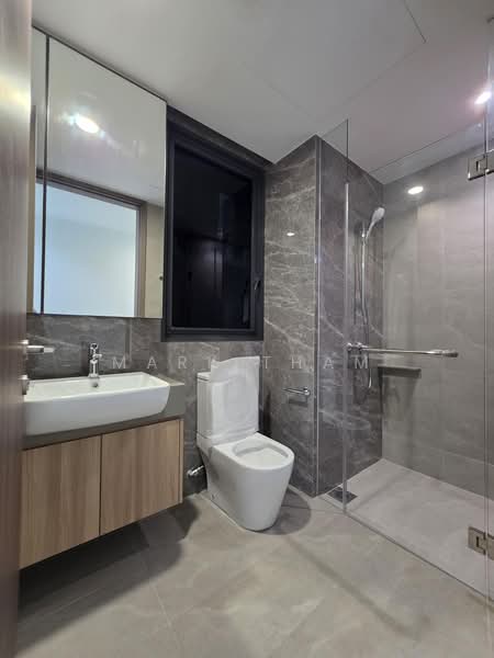 Lumina Grand, Bukit Batok West Ave. 5, 3 Bedrooms, 936 sqft, Condominium For Rent, by Mark Tham, 500242893 - Bathroom - PropertyGuru.com.sg