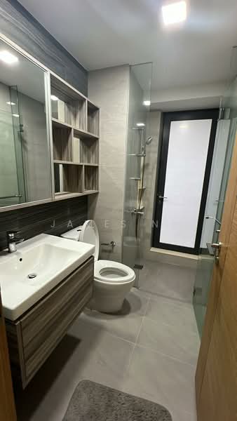 Coco Palms, 25 Pasir Ris Grove, Room Rental, 300 sqft, Condominium For Rent, by James Ng, 500242901 - Bathroom - PropertyGuru.com.sg