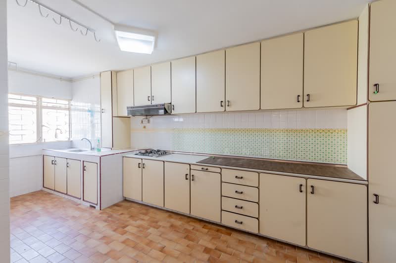 62 Chai Chee Road, 62 Chai Chee Road, 3 Bedrooms, 1,432 sqft, HDB Flat For Sale, by Daron Ang, 500242907 - Kitchen - PropertyGuru.com.sg