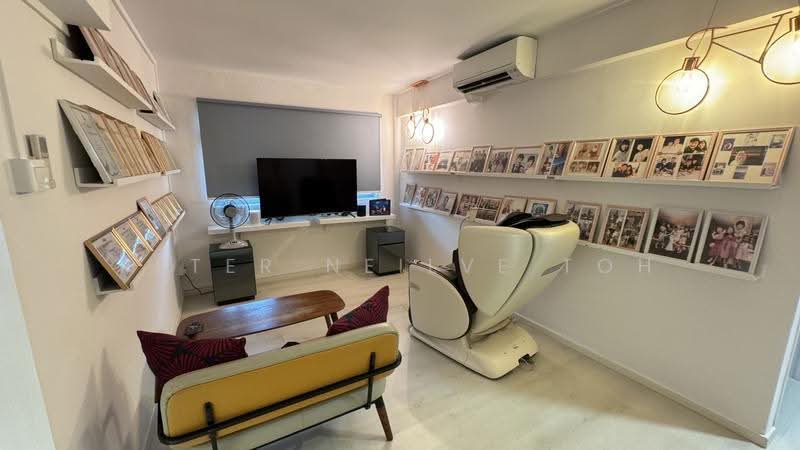 849 Woodlands Street 82, 849 Woodlands Street 82, 4 Bedrooms, 1,733 sqft, HDB Flat For Sale, by Peter Neilve Toh, 500242911 - Family room - PropertyGuru.com.sg