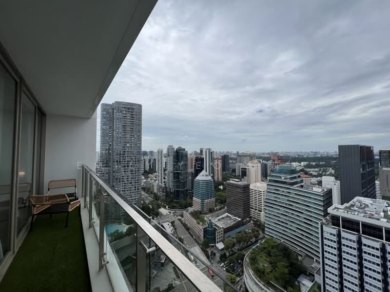 Scotts Square, 6 Scotts Road, Orchard / River Valley, 1 Bedroom, 624 sqft, Condominium For Sale, by Emily Yeo 杨莉冰, 500242913 - Balcony - PropertyGuru.com.sg