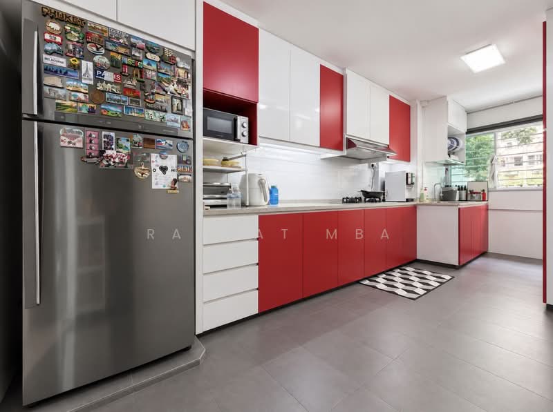 221 Tampines Street 24, 221 Tampines Street 24, Pasir Ris / Tampines, 3 Bedrooms, 1,162 sqft, HDB Flat For Sale, by Rahmat MBA, 500242914 - Kitchen - PropertyGuru.com.sg