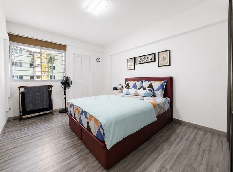 221 Tampines Street 24, 221 Tampines Street 24, Pasir Ris / Tampines, 3 Bedrooms, 1,162 sqft, HDB Flat For Sale, by Rahmat MBA, 500242914 - Master Bedroom - PropertyGuru.com.sg