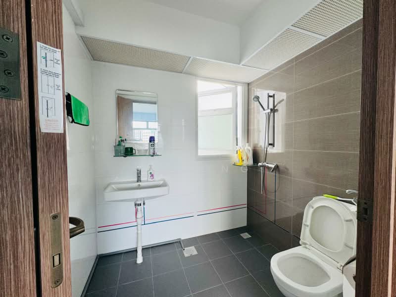 627A Tampines Street 61, 627A Tampines Street 61, Pasir Ris / Tampines, 2 Bedrooms, 753 sqft, HDB Flat For Sale, by Jin Ong, 500242920 - Bathroom - PropertyGuru.com.sg