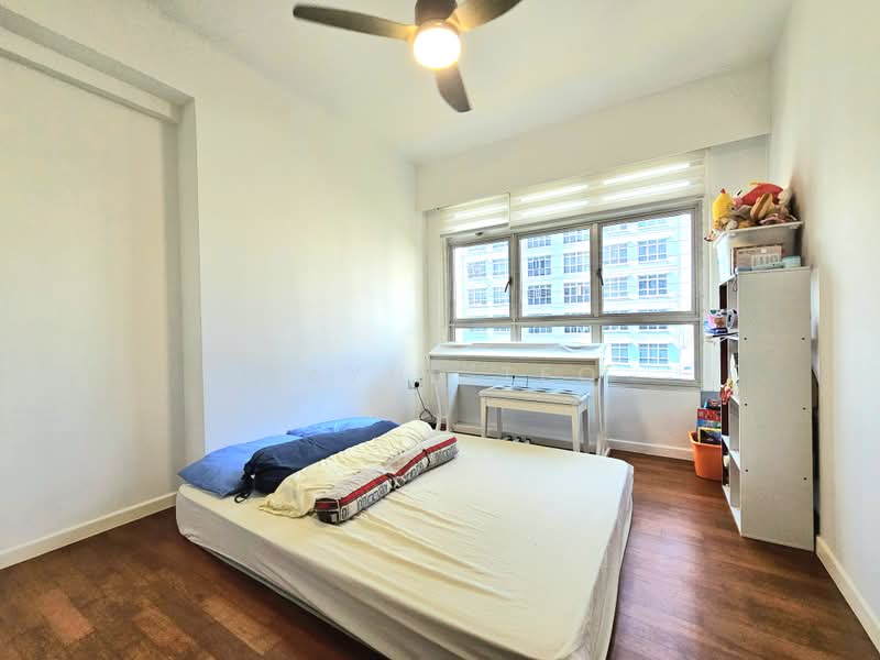 323A Sumang Walk, 323A Sumang Walk, 3 Bedrooms, 1,001 sqft, HDB Flat For Sale, by Wayne Teo, 500242921 - Bedroom - PropertyGuru.com.sg
