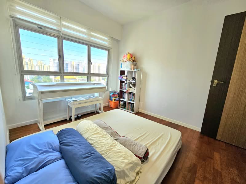 323A Sumang Walk, 323A Sumang Walk, 3 Bedrooms, 1,001 sqft, HDB Flat For Sale, by Wayne Teo, 500242921 - Bedroom - PropertyGuru.com.sg
