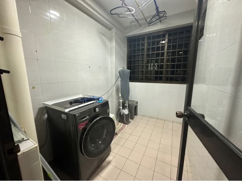 694 Jurong West Central 1, 694 Jurong West Central 1, 4 Bedrooms, 1,367 sqft, HDB Flat For Rent, by Sun Tiong, 500242922 - PropertyGuru.com.sg
