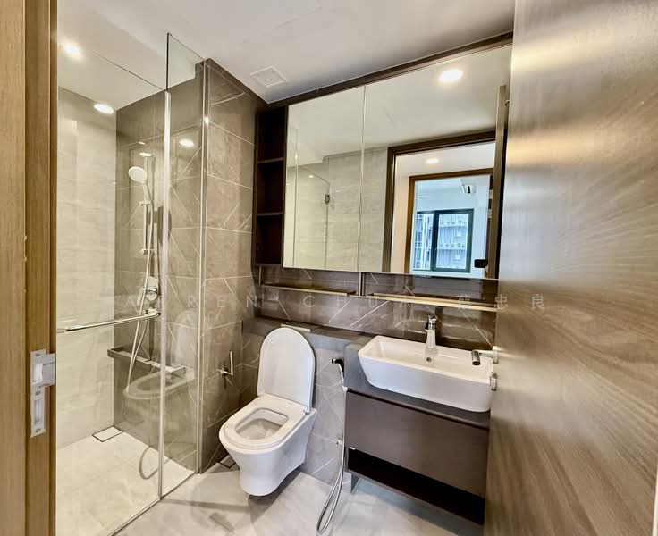 The Florence Residences, 87 Hougang Avenue 2, 2 Bedrooms, 667 sqft, Condominium For Rent, by Darren Chua 蔡忠良, 500242926 - Bathroom - PropertyGuru.com.sg