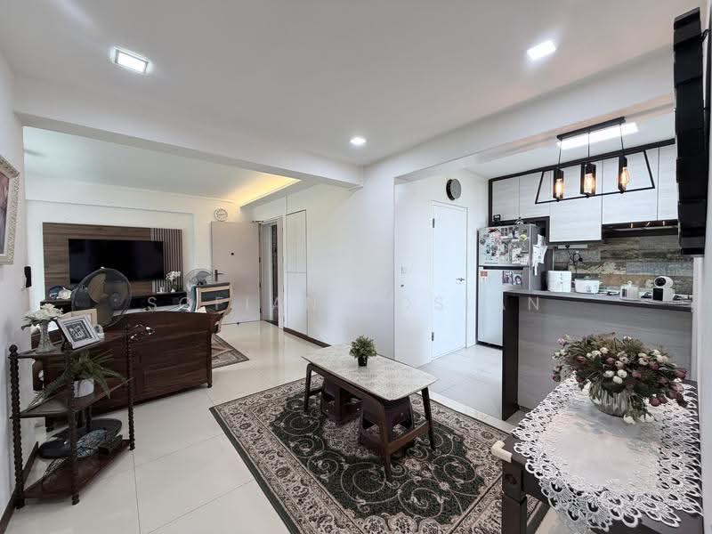 492G Tampines Street 45, 492G Tampines Street 45, Pasir Ris / Tampines, 3 Bedrooms, 990 sqft, HDB Flat For Sale, by Sofian Roslan, 500242940 - Living Room - PropertyGuru.com.sg