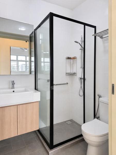 213B Punggol Walk, 213B Punggol Walk, Hougang / Punggol / Sengkang, Room Rental, 220 sqft, HDB Flat For Rent, by Jason Liew 俊明, 500242943 - Bathroom - PropertyGuru.com.sg