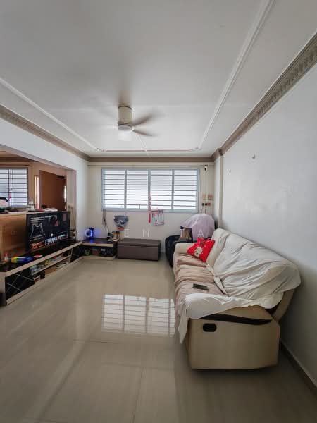 815 Jurong West Street 81, 815 Jurong West Street 81, 3 Bedrooms, 1,119 sqft, HDB Flat For Sale, by Glen Tay, 500242946 - Living Room - PropertyGuru.com.sg
