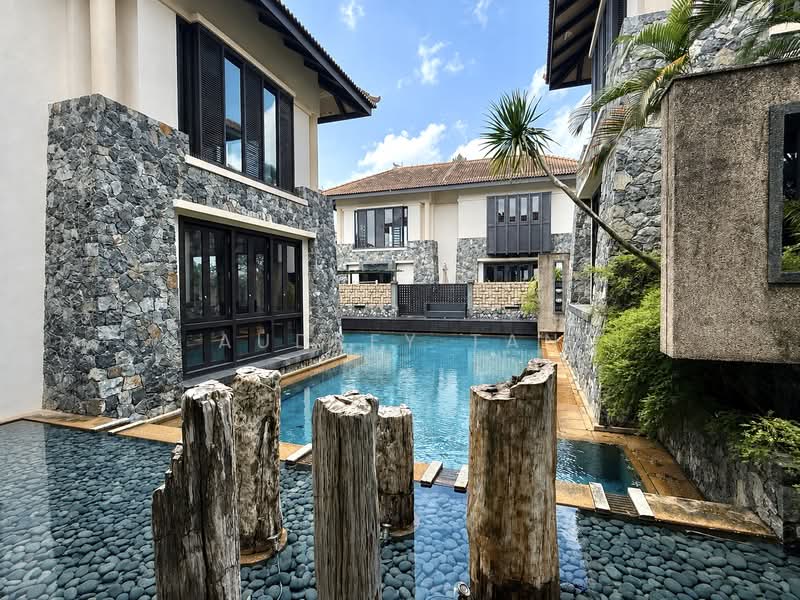 Chatsworth Park, Chatsworth Park, Tanglin / Holland / Bukit Timah, 10+ Bedrooms, 28,000 sqft, Good Class Bungalow For Sale, by Audrey Tan, 500242951 - Dining Room overlooking Pool - PropertyGuru.com.sg