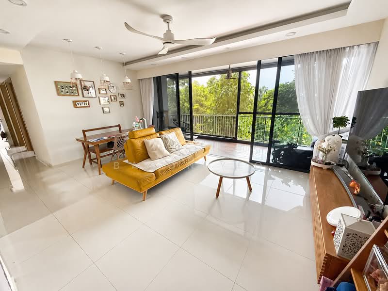 SkyPark Residences, 15 Sembawang Crescent, 4 Bedrooms, 1,313 sqft, Condominium For Sale, by Baron Yeo, 500242965 - Living Room - PropertyGuru.com.sg
