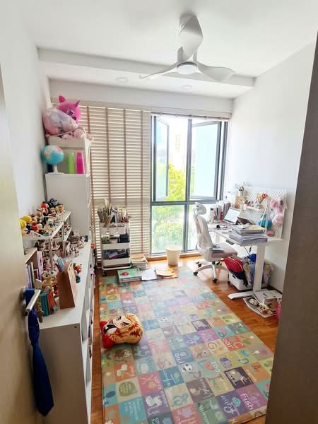 SkyPark Residences, 15 Sembawang Crescent, 4 Bedrooms, 1,313 sqft, Condominium For Sale, by Baron Yeo, 500242965 - Study - PropertyGuru.com.sg