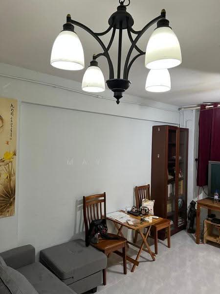 102 Commonwealth Crescent, 102 Commonwealth Crescent, Alexandra / Commonwealth, 2 Bedrooms, 650 sqft, HDB Flat For Rent, by May Lin, 500242980 - Living Room - PropertyGuru.com.sg