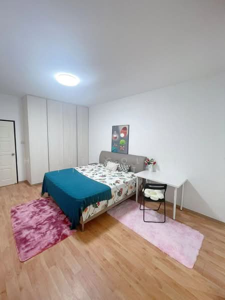 Island View, 38A Jalan Mat Jambol, Room Rental, 100 sqft, Condominium For Rent, by ling, 500242998 - Bedroom - PropertyGuru.com.sg
