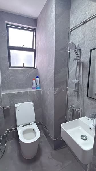 Kim Sia Court, 1 Jalan Jintan, Room Rental, 100 sqft, Condominium For Rent, by ling, 500243012 - Bathroom - PropertyGuru.com.sg