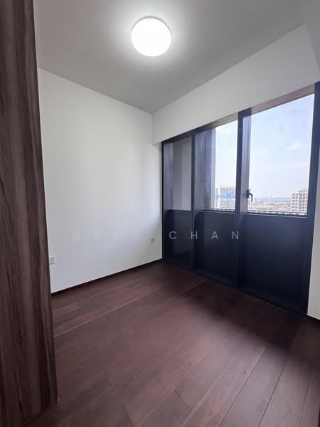 Lentor Modern, 7 Lentor Central, Mandai / Upper Thomson, 2 Bedrooms, 732 sqft, Condominium For Sale, by Greg Chan, 500243018 - Second Bedroom - PropertyGuru.com.sg