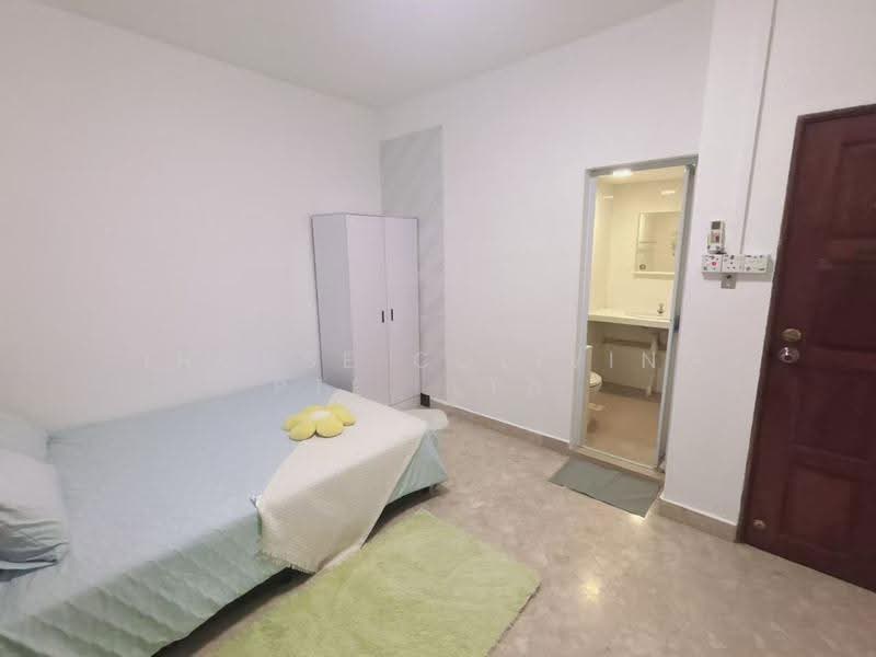 People's Park Centre, 101 Upper Cross Street, Room Rental, 100 sqft, Apartment For Rent, by ling, 500243020 - Bedroom - PropertyGuru.com.sg