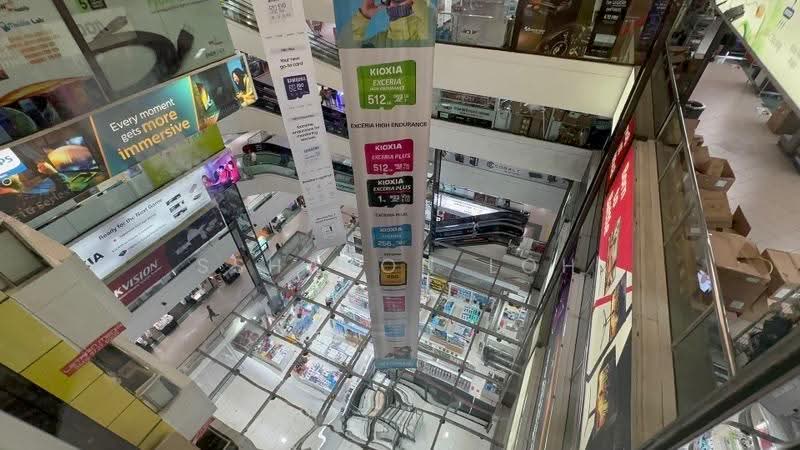 Sim Lim Square, 1 Rochor Canal Road, 301 sqft, Mall Shop For Rent, by Ssharon Loh, 500243029 - CommercialGuru.com.sg