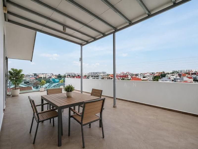 D'hiro@Hillside, 61 Hillside Drive, Hougang / Punggol / Sengkang, 3 Bedrooms, 1,819 sqft, Condominium For Sale, by Janlex Tan, 500243046 - Balcony - PropertyGuru.com.sg