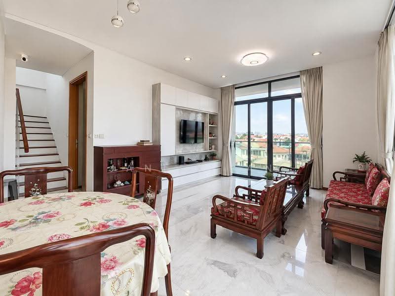 D'hiro@Hillside, 61 Hillside Drive, Hougang / Punggol / Sengkang, 3 Bedrooms, 1,819 sqft, Condominium For Sale, by Janlex Tan, 500243046 - Living Room - PropertyGuru.com.sg