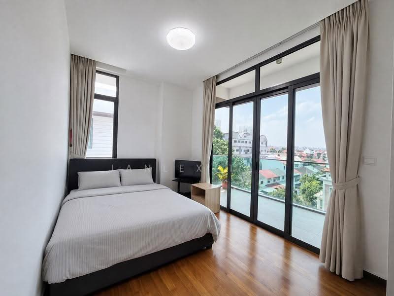 D'hiro@Hillside, 61 Hillside Drive, Hougang / Punggol / Sengkang, 3 Bedrooms, 1,819 sqft, Condominium For Sale, by Janlex Tan, 500243046 - Bedroom - PropertyGuru.com.sg