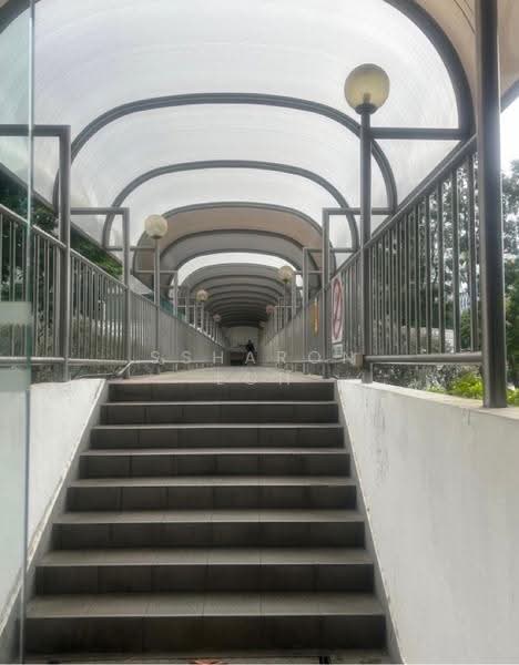 Furama City Centre, 60 Eu Tong Sen Street, 441 sqft, Mall Shop For Rent, by Ssharon Loh, 500243065 - CommercialGuru.com.sg