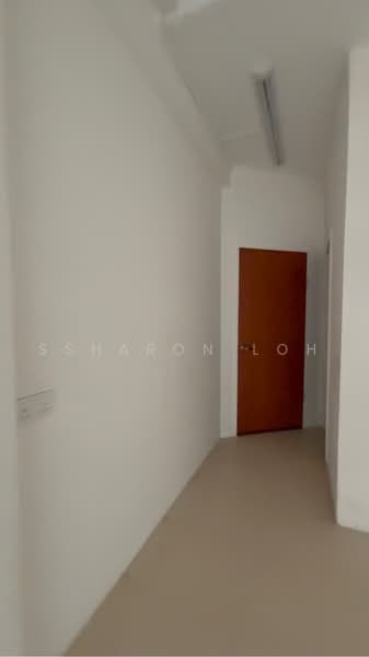 107 Jalan Bukit Merah, 107 107, Alexandra / Commonwealth, 320 sqft, Shop / Shophouse For Rent, by Ssharon Loh, 500243072 - CommercialGuru.com.sg