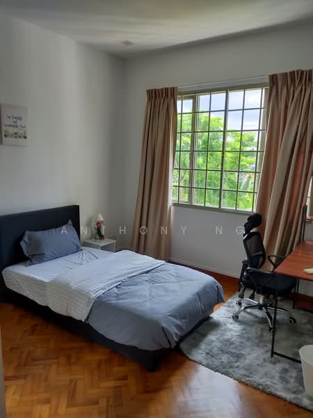 Maple Woods, 985 Bukit Timah Road, Room Rental, 120 sqft, Condominium For Rent, by Anthony Ng, 500243073 - Bedroom - PropertyGuru.com.sg