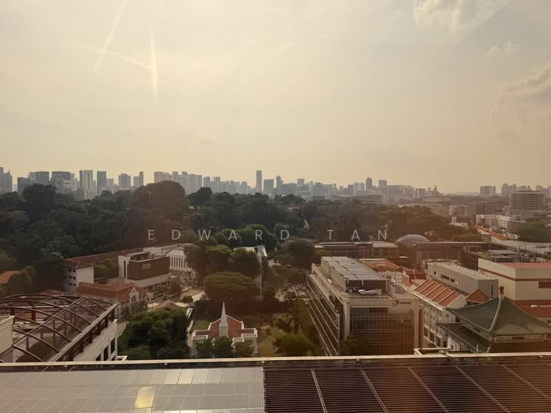 Peninsula Plaza, 111 North Bridge Road, 2,970 sqft, Office For Rent, by Edward Tan, 500243076 - Exterior - CommercialGuru.com.sg