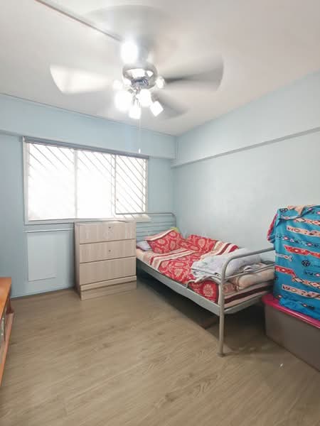 639 Yishun Street 61, 639 Yishun Street 61, 3 Bedrooms, 904 sqft, HDB Flat For Sale, by Tony Yap, 500243088 - Bedroom - PropertyGuru.com.sg