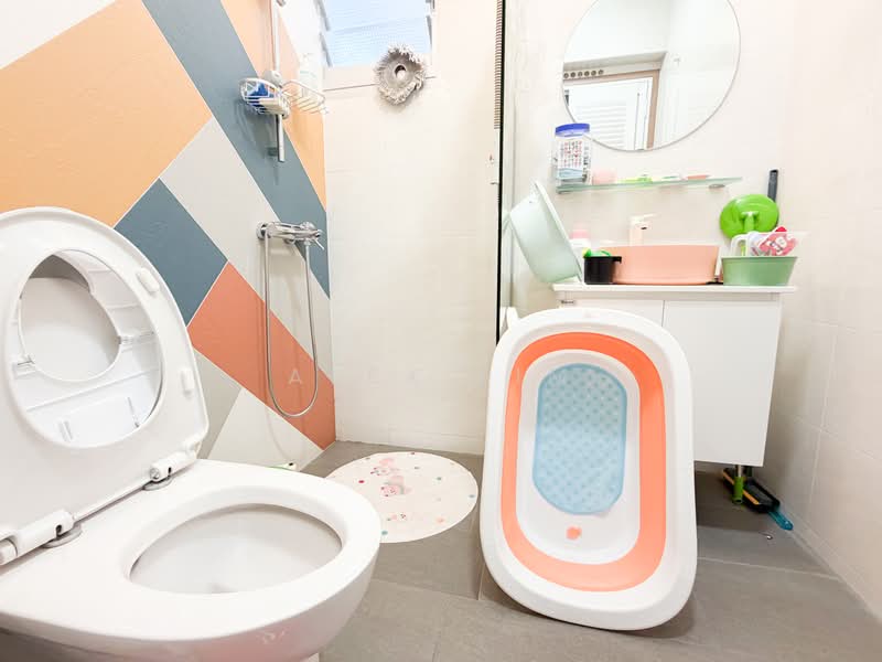 229B Sumang Lane, 229B Sumang Lane, 3 Bedrooms, 1,216 sqft, HDB Flat For Sale, by Alex Lim, 500243090 - Bathroom - PropertyGuru.com.sg