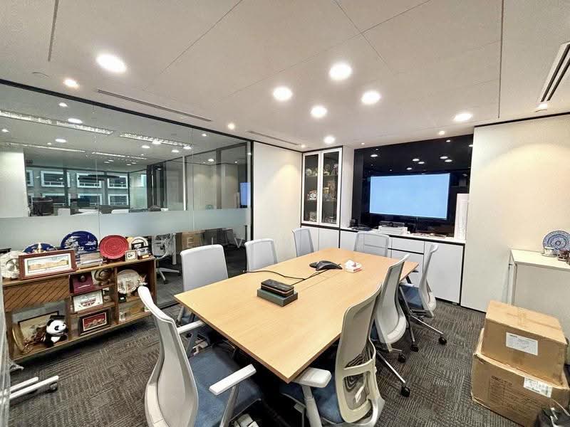 CITY HALL MRT - Modern Fitted Office Space For Lease, City Hall / Esplanade MRT, City Hall / Clarke Quay, 1,709 sqft, Office For Rent, by Kelvin Teo, 500243091 - CommercialGuru.com.sg
