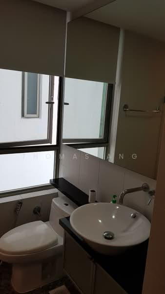 Casa Merah, 68 Tanah Merah Kechil Avenue, Bedok / Upper East Coast, 3 Bedrooms, 1,227 sqft, Condominium For Sale, by Thomas Ang, 500243095 - Bathroom - PropertyGuru.com.sg