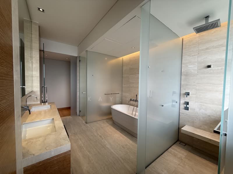Hana, 8 Tomlinson Road, 4 Bedrooms, 3,531 sqft, Apartment For Rent, by Kay. ., 500243101 - Bathroom - PropertyGuru.com.sg