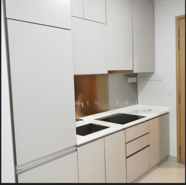 Midtown Residences, 1189 Upper Serangoon Road, 2 Bedrooms, 646 sqft, Condominium For Rent, by Dennis Lim, 500243102 - Kitchen - PropertyGuru.com.sg