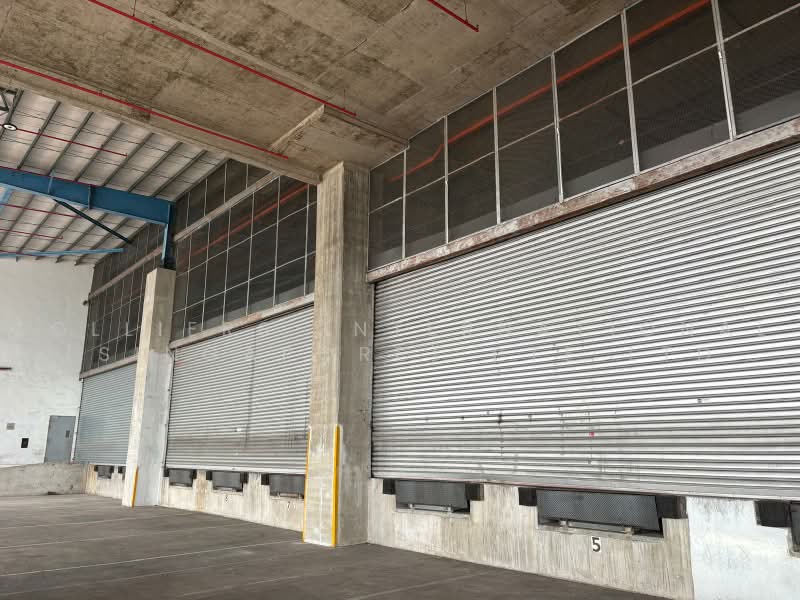 10m Ceiling Changi Warehouse Ramp Up, , 64,750 sqft, Warehouse For Rent, by CHUA CHENG XUAN, 500243105 - Exterior - CommercialGuru.com.sg
