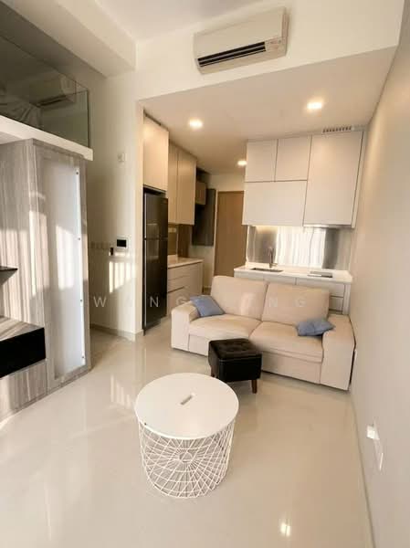 Midtown Residences, 1189 Upper Serangoon Road, Studio, 452 sqft, Condominium For Sale, by Wang Jing, 500243106 - Living Room - PropertyGuru.com.sg