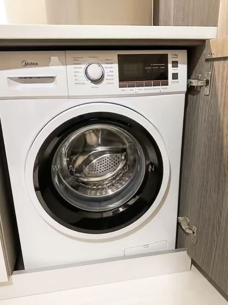 Midtown Residences, 1189 Upper Serangoon Road, Studio, 452 sqft, Condominium For Sale, by Wang Jing, 500243106 - Washing machine - PropertyGuru.com.sg