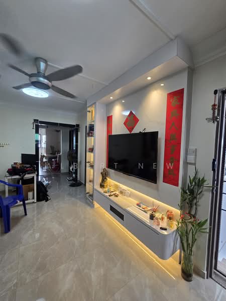249 Bangkit Road, 249 Bangkit Road, 2 Bedrooms, 786 sqft, HDB Flat For Sale, by Albert New, 500243112 - Living Room - PropertyGuru.com.sg