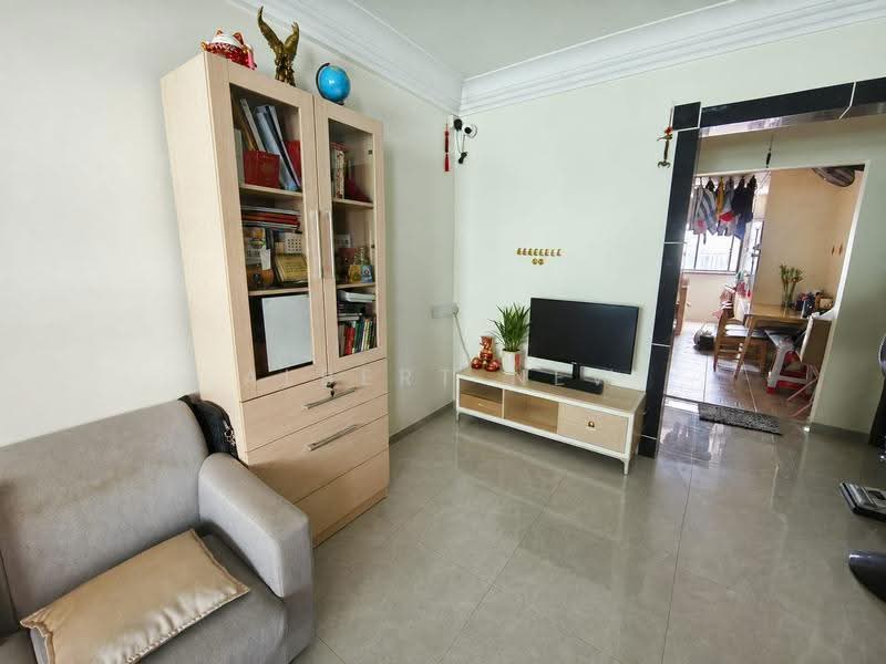 249 Bangkit Road, 249 Bangkit Road, Dairy Farm / Bukit Panjang / Choa Chu Kang, 2 Bedrooms, 786 sqft, HDB Flat For Sale, by Albert New, 500243112 - Living Room - PropertyGuru.com.sg
