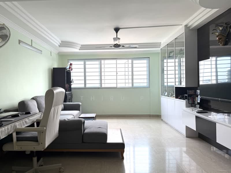 227 Jurong East Street 21, 227 Jurong East Street 21, Boon Lay / Jurong / Tuas, 3 Bedrooms, 1,291 sqft, HDB Flat For Sale, by Thiru P, 500243120 - Living Room - PropertyGuru.com.sg
