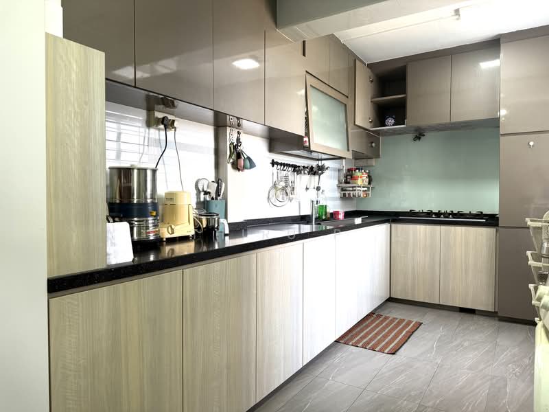 227 Jurong East Street 21, 227 Jurong East Street 21, Boon Lay / Jurong / Tuas, 3 Bedrooms, 1,291 sqft, HDB Flat For Sale, by Thiru P, 500243120 - Kitchen - PropertyGuru.com.sg