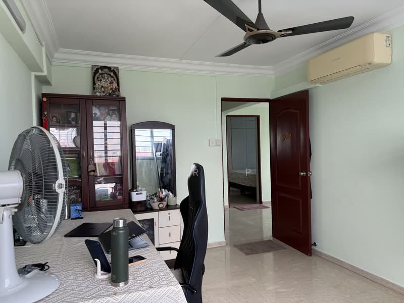227 Jurong East Street 21, 227 Jurong East Street 21, Boon Lay / Jurong / Tuas, 3 Bedrooms, 1,291 sqft, HDB Flat For Sale, by Thiru P, 500243120 - Study - PropertyGuru.com.sg